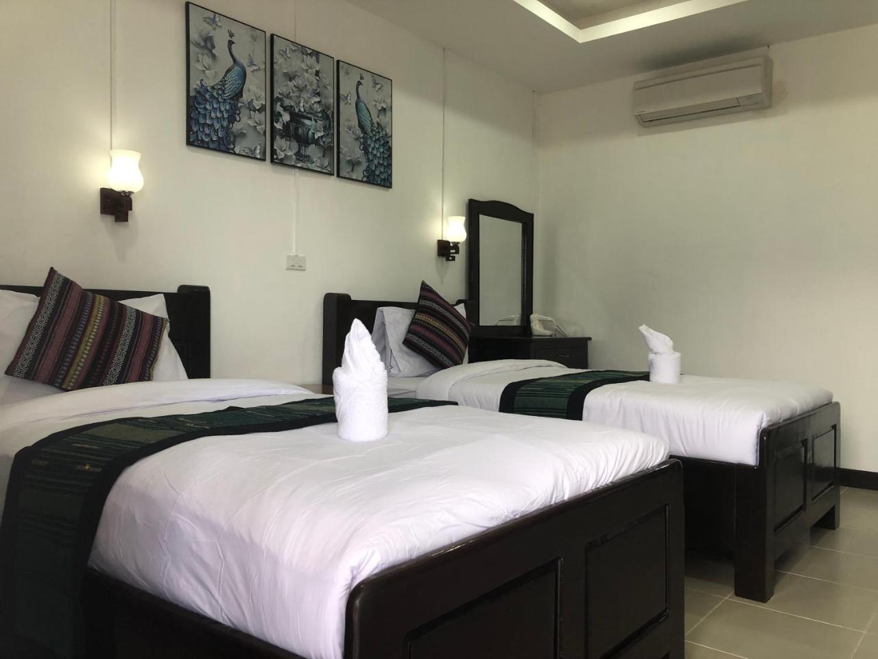 Jasmine Vangvieng Hotel Vang Vieng Exteriör bild